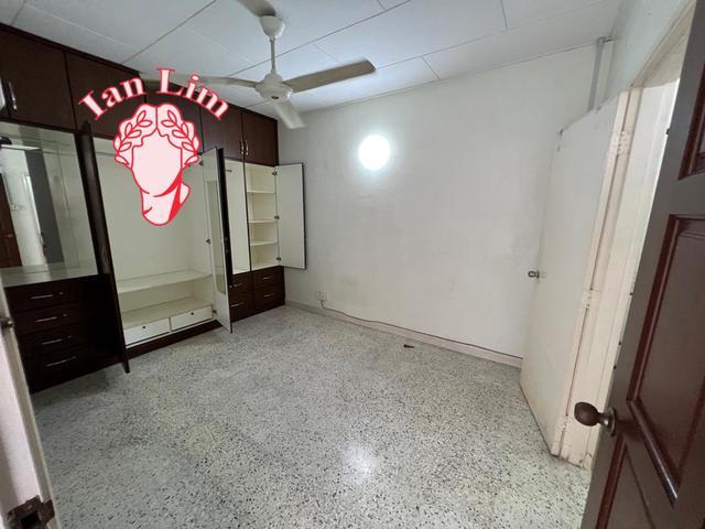 Terraced House for rent in Barat Daya, George Town