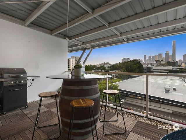 Apartment for rent in Toombul, Queensland
