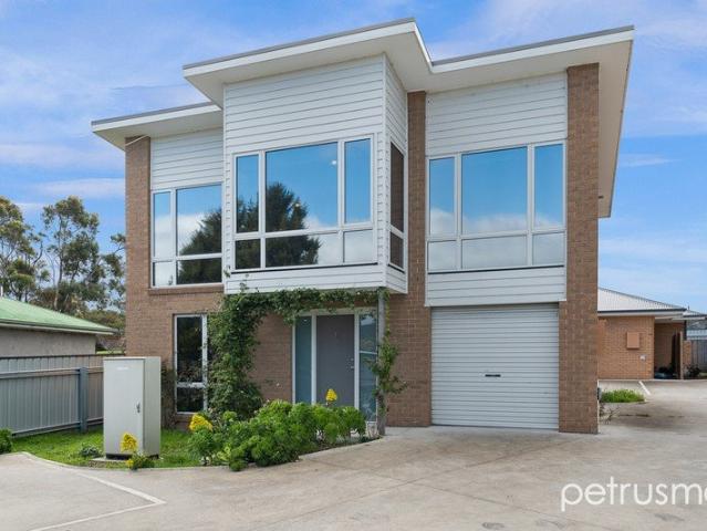 Townhouse for sale in Hobart, Tasmania