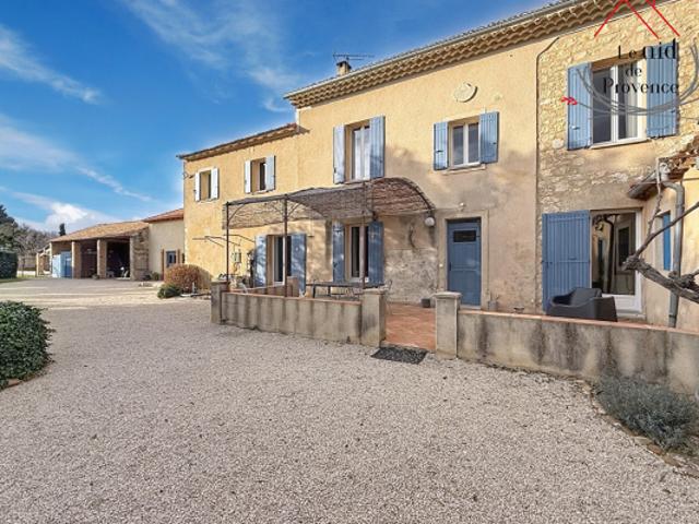 Maison vente à Carpentras, Pernes-les-fontaines
