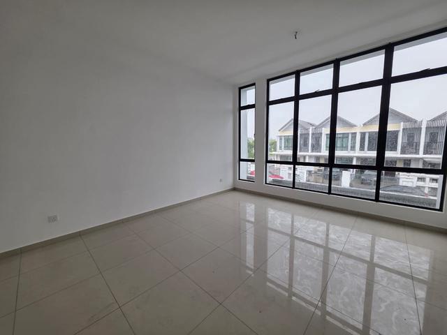 Terraced House for sale in Gelang Patah, Iskandar Puteri