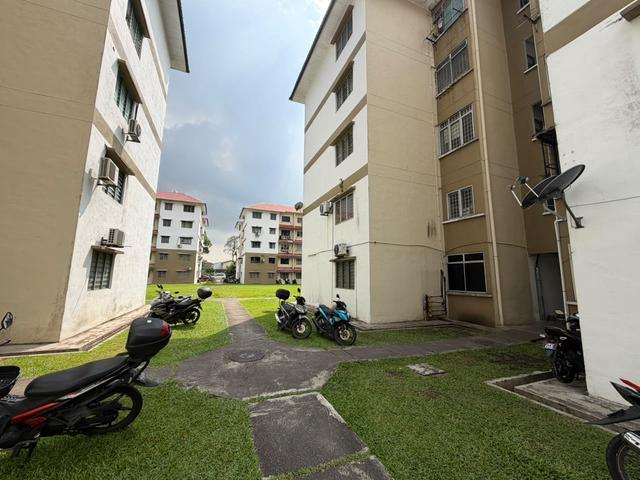 Flat for sale in Bandar Johor Bahru, Johor
