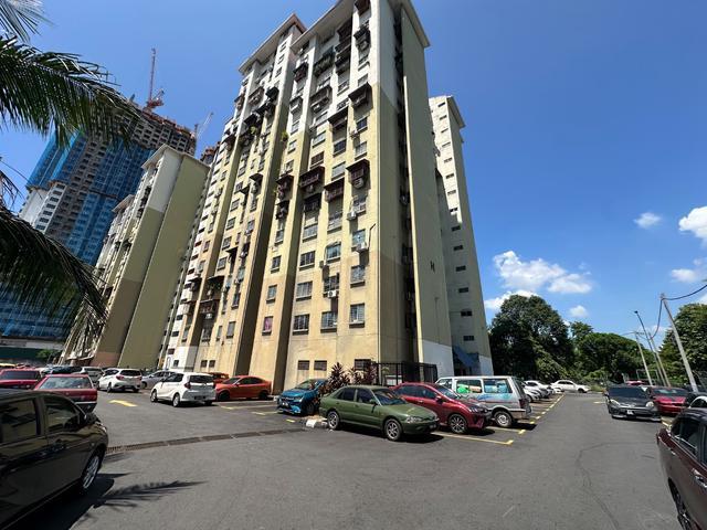 Flat for sale in Country Heights Damansara, Kuala Lumpur
