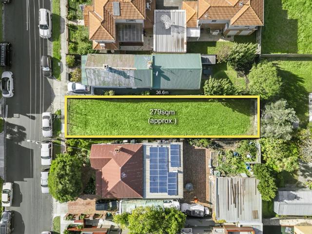 Land for sale in Oakleigh
