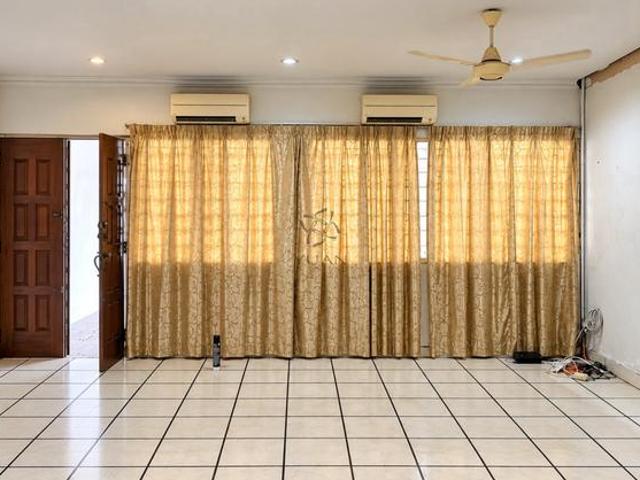 Terraced House for sale in Greenlane Heights, George Town