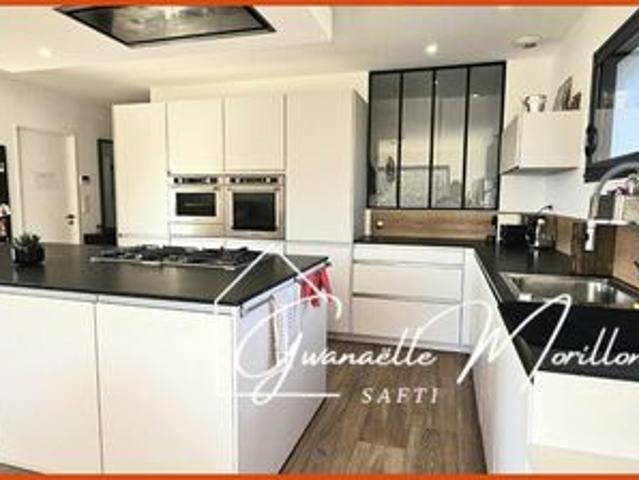 Villa vente à Bordeaux, Beychac-et-caillau