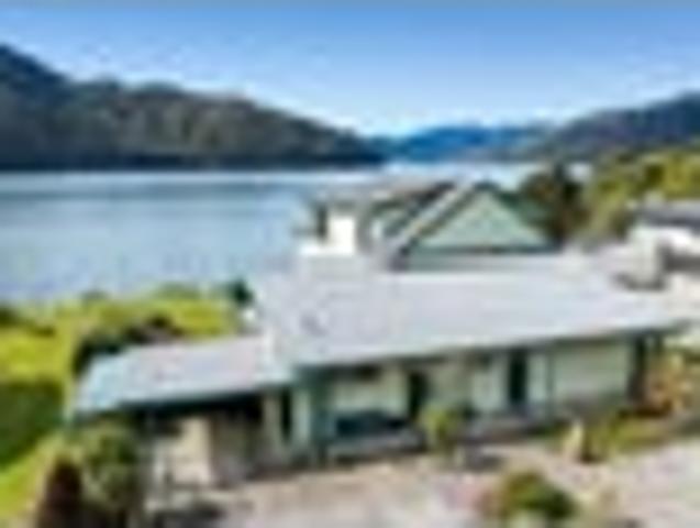 House for sale in Marlborough