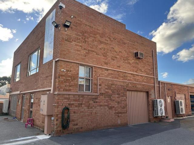 Warehouse for sale in Welshpool, Western Australia
