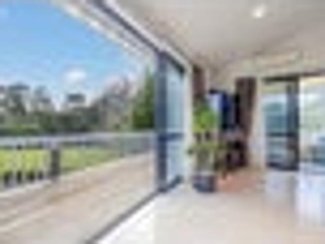 House for sale in Paremoremo, Oroua County