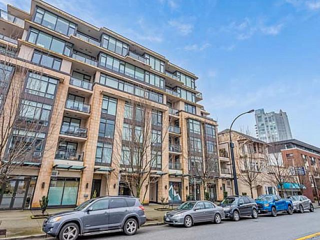 Condo for sale in North Vancouver, British Columbia