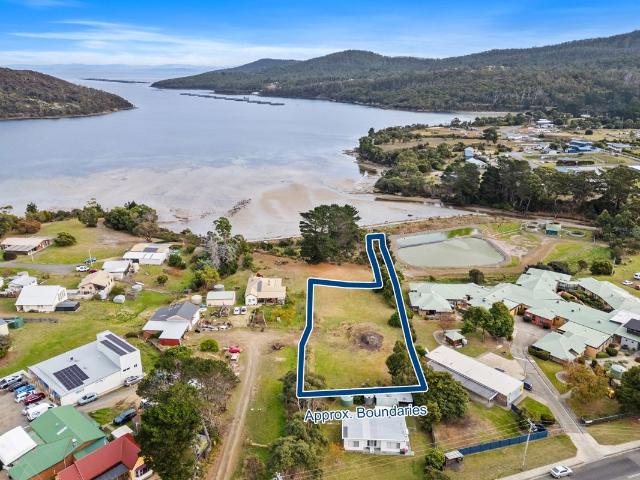 Land for sale in Nubeena, Tasmania