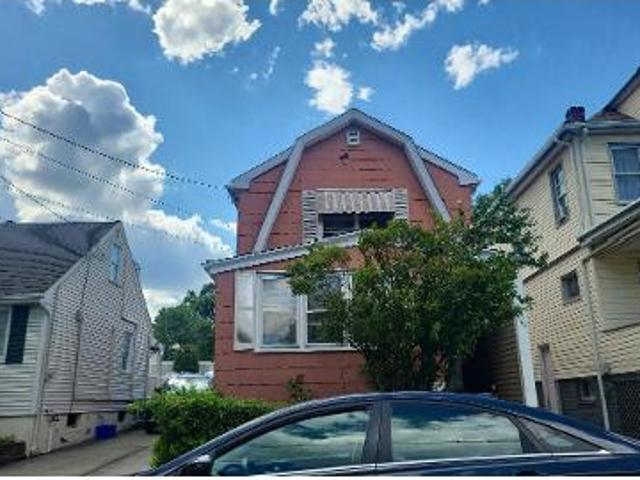 House for sale in Perth Amboy