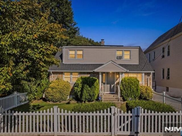 House for sale in Lake View, Paterson