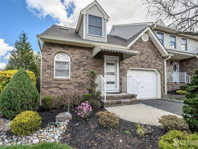 House for sale in Clark, New Jersey