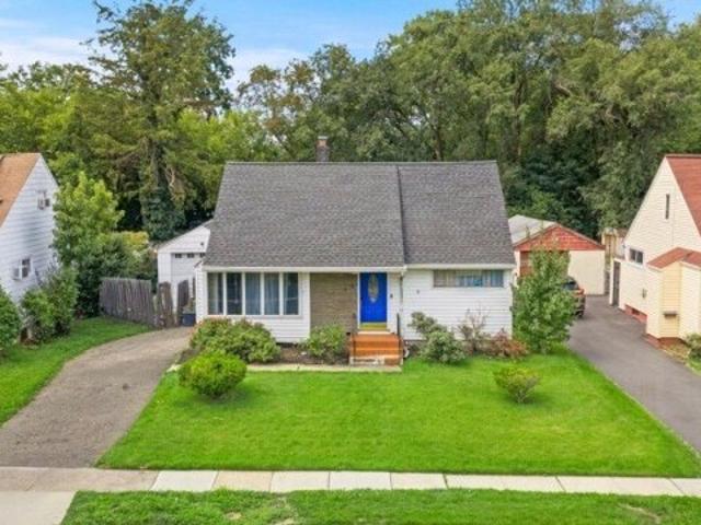 House for sale in Roselle, New Jersey