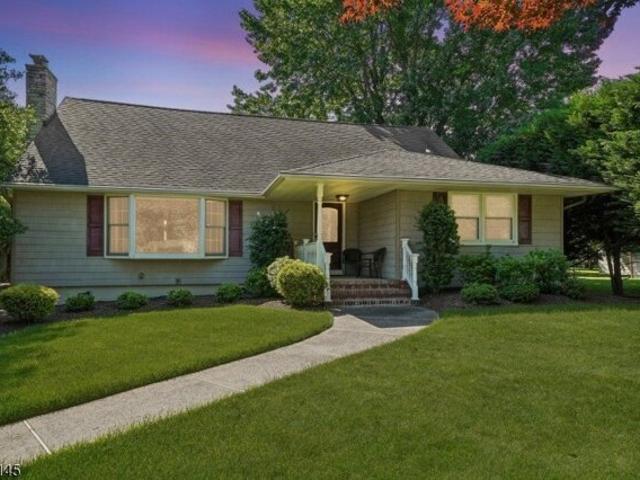 House for sale in Scotch Plains, New Jersey
