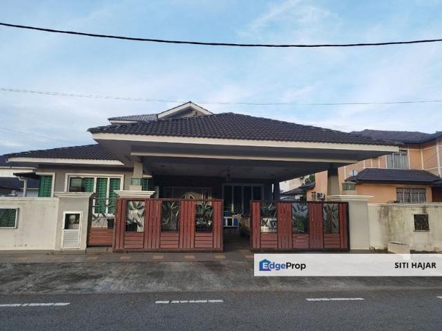 House for sale in Kampung Dato' Mansur, Seremban