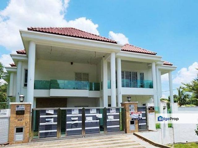 House for sale in Sendayan Village, Negeri Sembilan