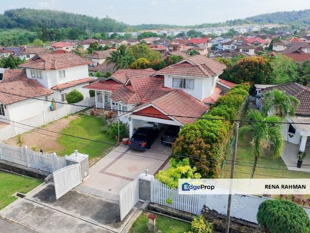 House for sale in Sendayan Village, Negeri Sembilan