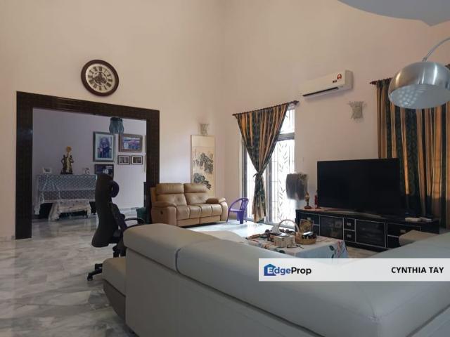 House for sale in Sendayan Village, Negeri Sembilan