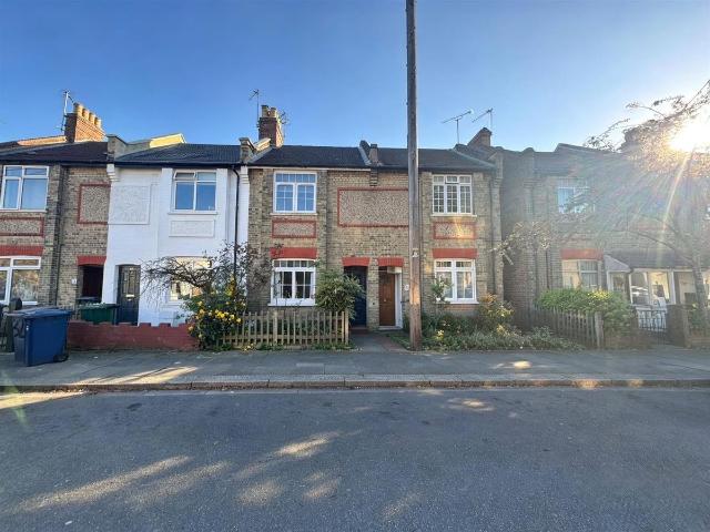House for rent in Whetstone, Greater London