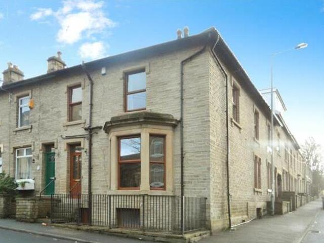 House for rent in Brighouse