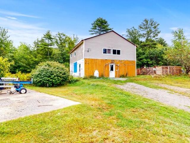 House for sale in Mount Vernon, Maine