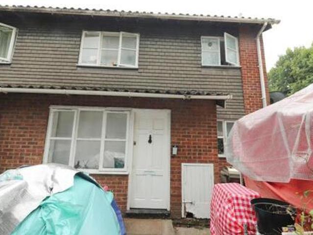 House for sale in Uxbridge, Greater London