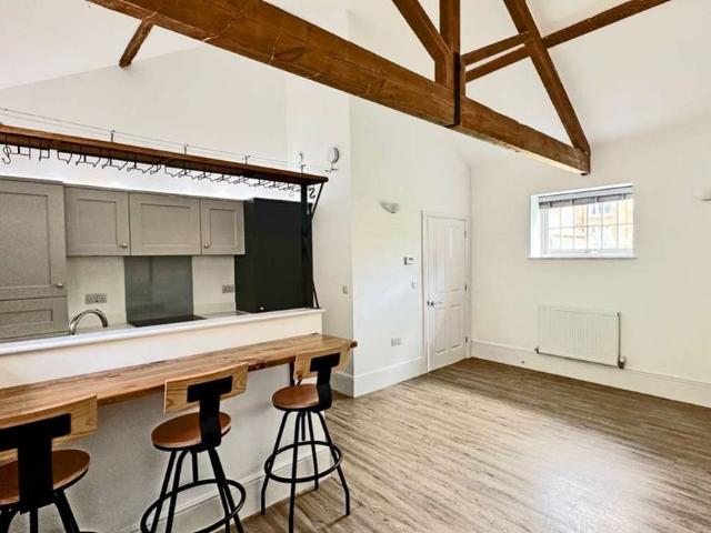 Apartment for rent in Berrick Salome, Oxfordshire