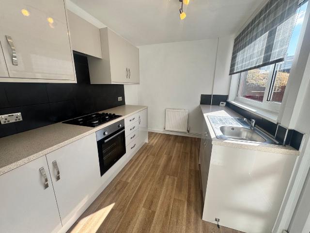 Apartment for rent in Berry Hill, Potters Corner