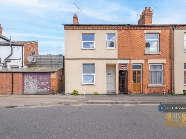 House for rent in Elmfield, Leicestershire