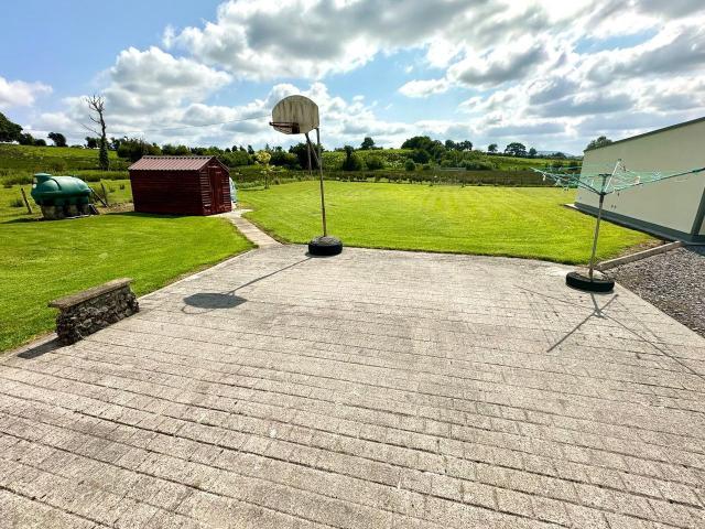Farm for sale in Ballymote