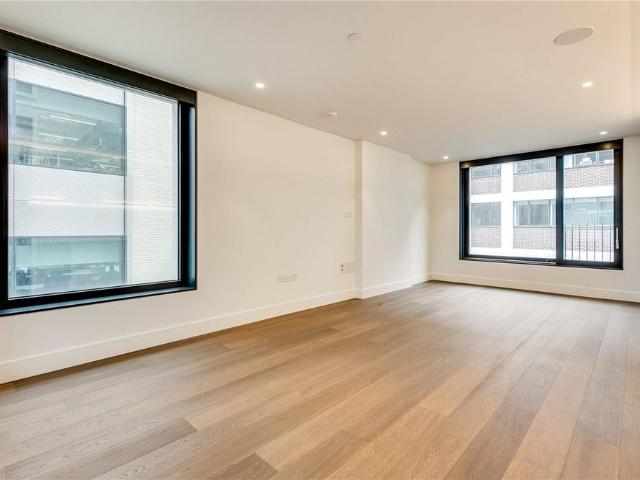 Apartment for rent in Saint Giles, Cat Hill