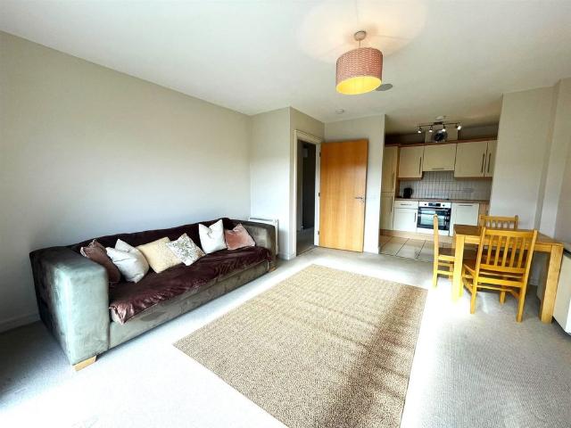 Apartment to rent in Ashtown A ED, Dublin