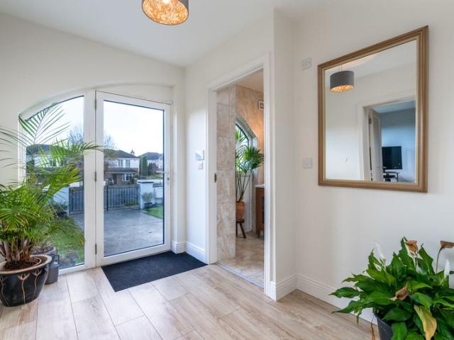 House to rent in Greystones