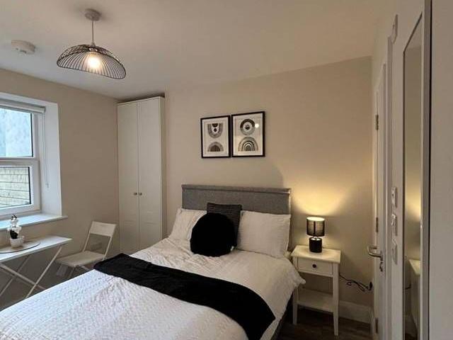 Apartment to rent in Bluebell, North Tipperary