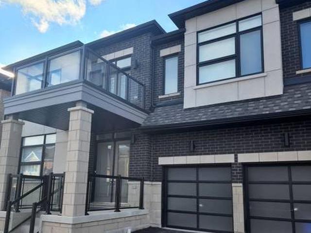 House for rent in Oakville
