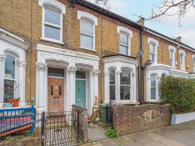 Apartment for rent in Brixton, Greater London