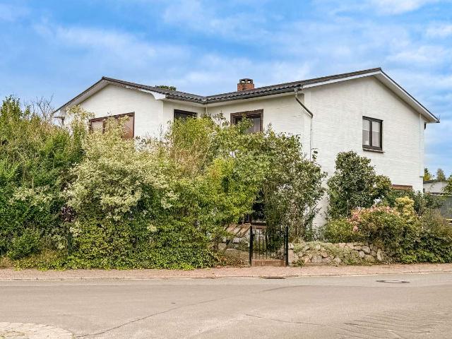 Haus kaufen in Dellstedt, Kreis Dithmarschen