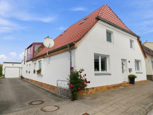 Villa kaufen in Dassow, Mecklenburg-Vorpommern