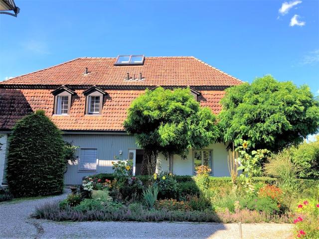 Reihenfamilienhaus kaufen in Sarmenstorf, Aargau