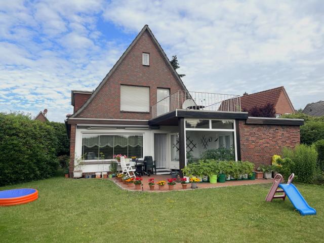 Villa kaufen in Halstrup, Westerstede
