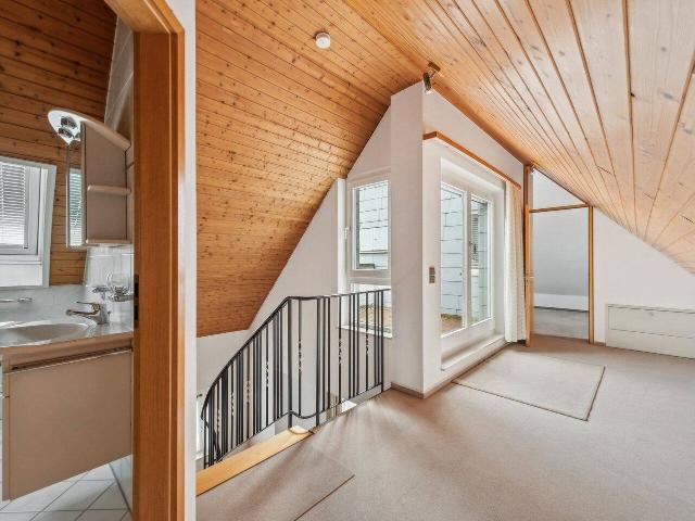 Etagenwohnung kaufen in Möglingen, Bahnhof
