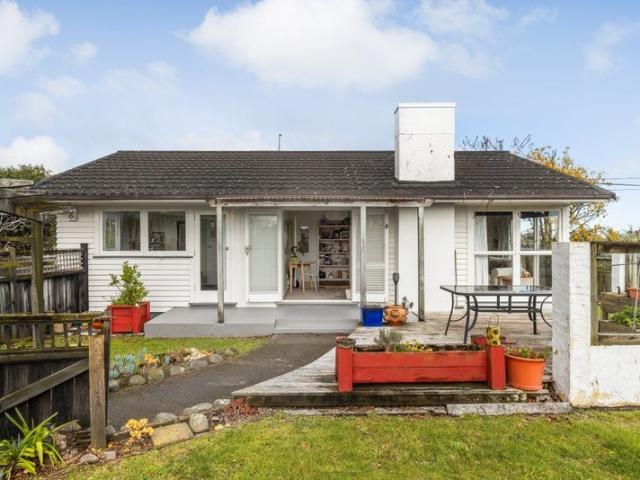 House for rent in Paraparaumu, Wellington