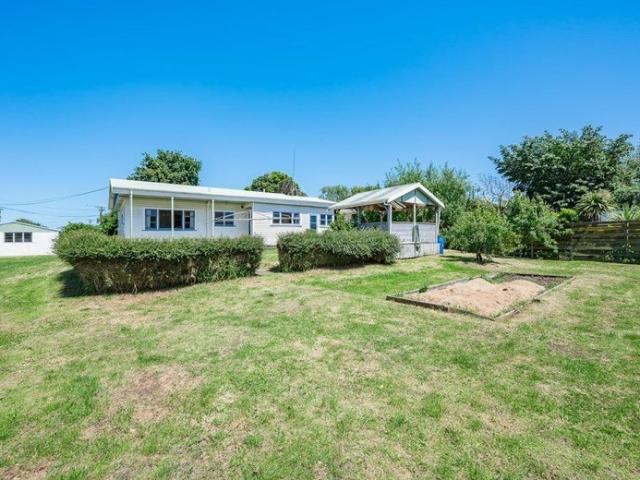 House for rent in Paraparaumu, Wellington
