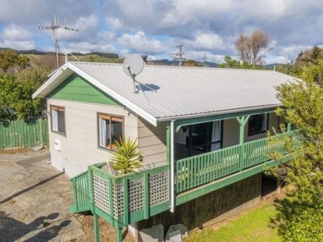 House for rent in Paraparaumu, Wellington