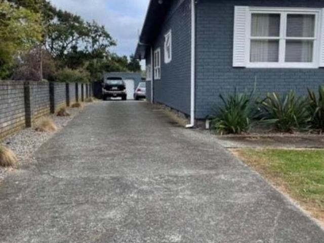 House for rent in Paraparaumu, Wellington
