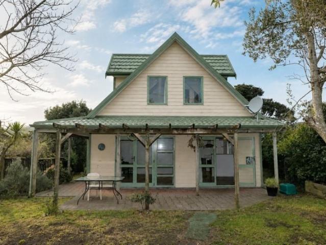House for rent in Paraparaumu, Wellington