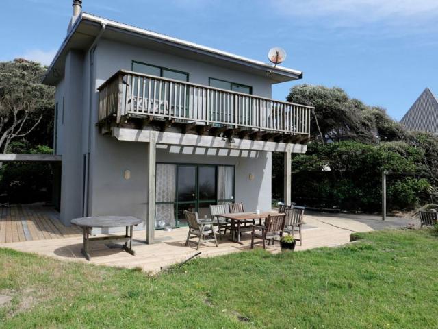 House for rent in Paraparaumu, Wellington