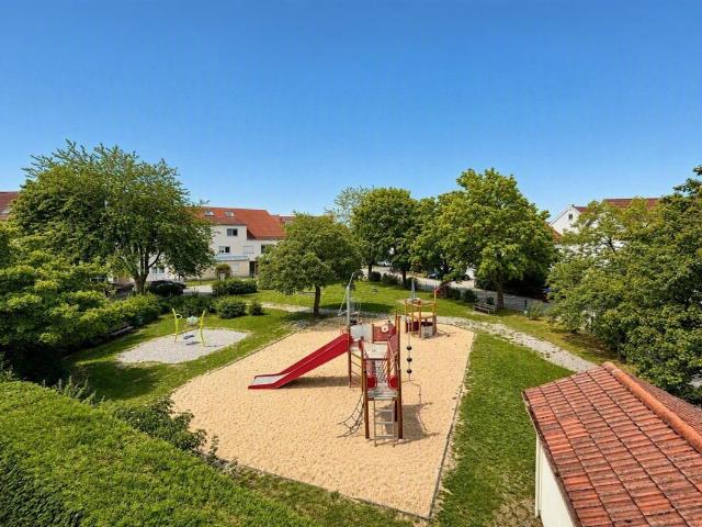 Dachgeschosswohnung kaufen in Untermeitingen, Bayern